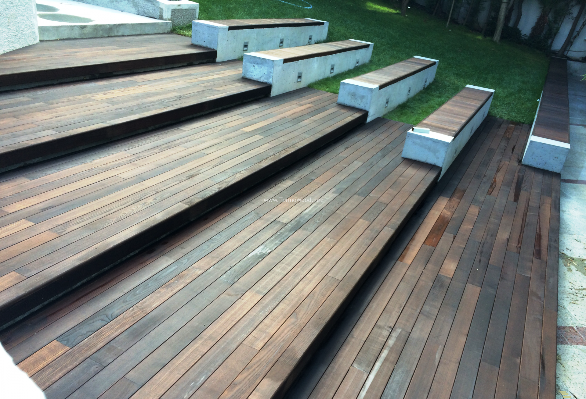 Havuz Kenarı Deck ThermoWood ThermoWood Ahşap - SerMimar ThermoWood